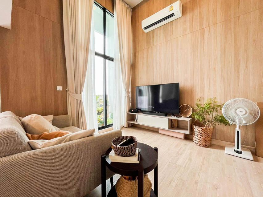 ขายพร้อมผู้เช่า คอนโด ห้องหายาก !! Duplex 2 นอน ห้องมุม Knightsbridge ติวานนท์ ติดรถไฟฟ้ากระทรวงสาธารณสุข 66.7 ตรม. ชั้น 2