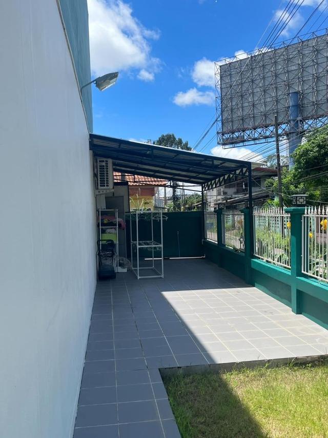 ขายทาวน์เฮาส์ 2 ชั้น หลังริมมีพื้นที่ด้านข้าง ขนาด 31.05 ตรว. เฟอร์นิเจอร์พร้อมเข้าอยู่ ทำเลดี ติดถนนนิตโย ตัวเมืองนครพนม 8