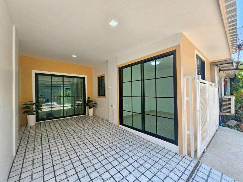 หมู่บ้านบัวทอง4  (คุณาภัทร) บางบัวทองทาวน์เฮ้าส์ชั้นเดียว ตกแต่งใหม่พร้อมอยู่บ้านสวย พร้อมเข้าอยู่ 3