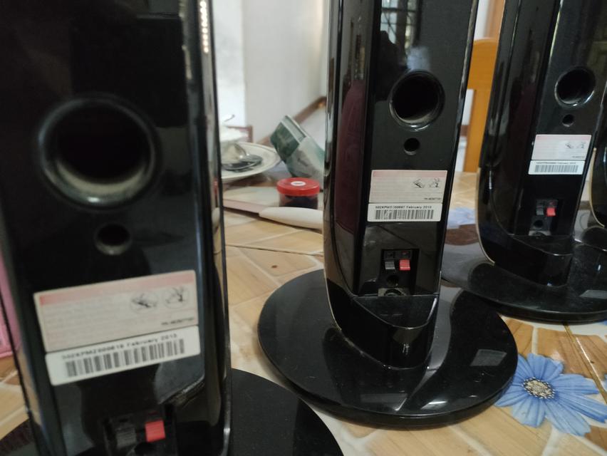 ลำโพง LG 5 ตัว+ ซัพวูฟเฟอร์ และ LG เครื่องเล่นบลูเรย์ 3 มิติ (3D Blu-ray Player) มีสายสัญญาณ เล่นได้ปกติ เสียงครบทุกตัว รูปที่ 2