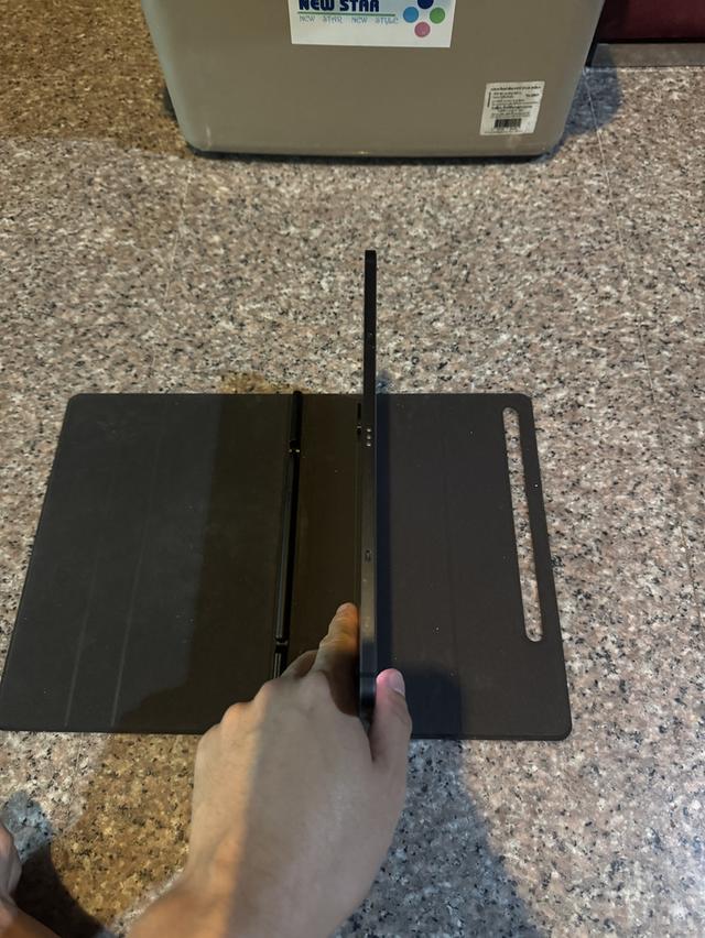 ขายๆๆๆถูกSamsungTabS8สีGray128กิ๊กสูนTrueสภาพสวยการใช้งานดีเยี่ยมทุกๆฟังชั่นเครื่องรีสโตได้ตลอดไม่มีติดแอคเค้าใดๆคับ ( จอขาวจั๊วไม่มีจุดไม่มีเส้นหายาก รูปที่ 5