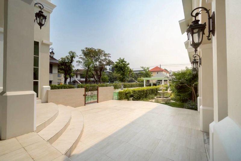 ให้เช่าบ้านหรูลาดพร้าว 124 พร้อมสระว่ายน้ำ 256 ตรวา ราคาดีทำเลดีติดต่อผึ้งรติ โทร 061-9419-639 14