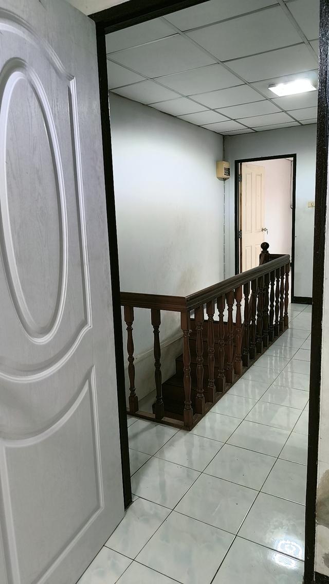 บ้านแฝด2ชั้น​ หมู่บ้านพระปิ่น8​ ต.แพรกษาใหม่​ จ. สมุทร​ปราการ​ 13