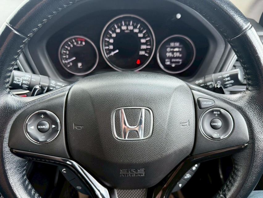 HONDA HRV 1.8E LIMITED 2018 สีเทา เข้าศูนย์ทุกระยะ 9