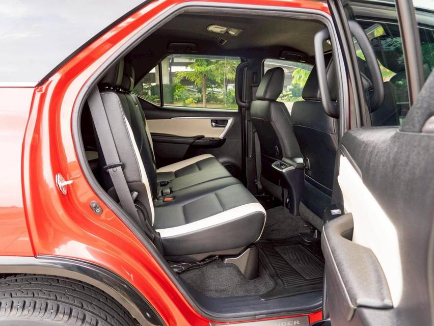 TOYOTA FORTUNER 2.8 LEGENDER 4WD ปี 2021 6
