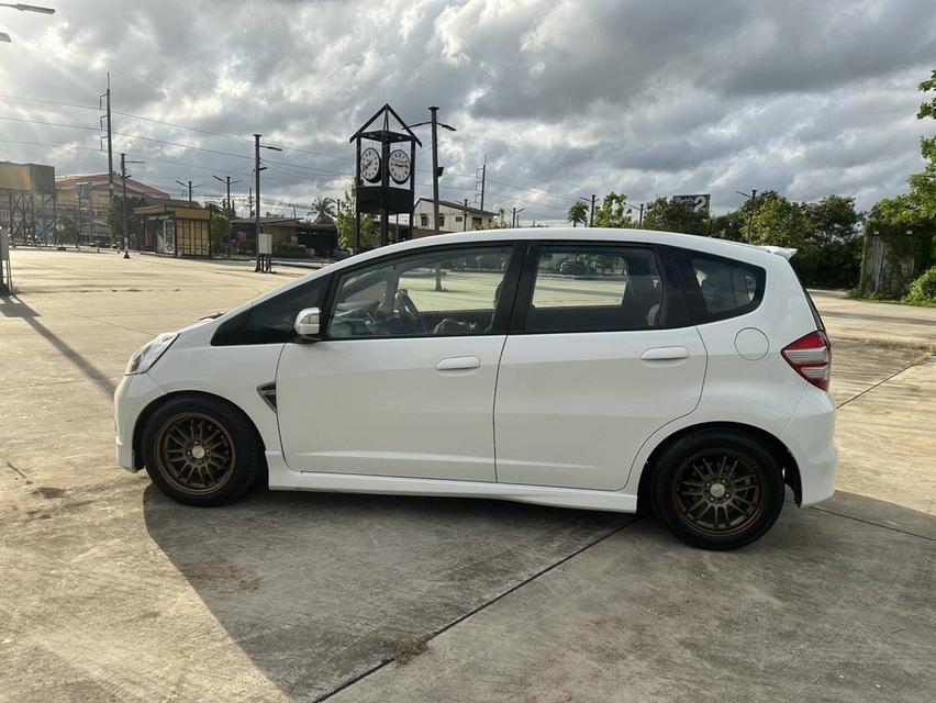 (แจ้งรหัสรถ BK5056) Honda Jazz 1.5 SV💥ปี2008💥 รูปที่ 13