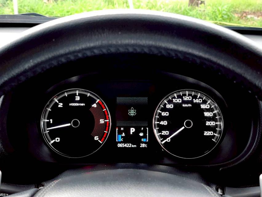 ขาย Mitsubishi Pajero 2.4GT ปี20 8