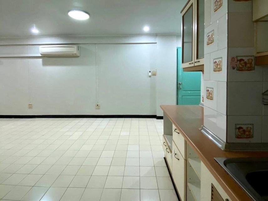 ขายด่วน! คอนโด บ้านสวนพงษ์เพชร แจ้งวัฒนะ (47 ตร.ม. ชั้น 1)ใกล้ศูนย์ราชการ & รถไฟฟ้า สถานีเมืองทองธานี Baan Suan Pongpet 11