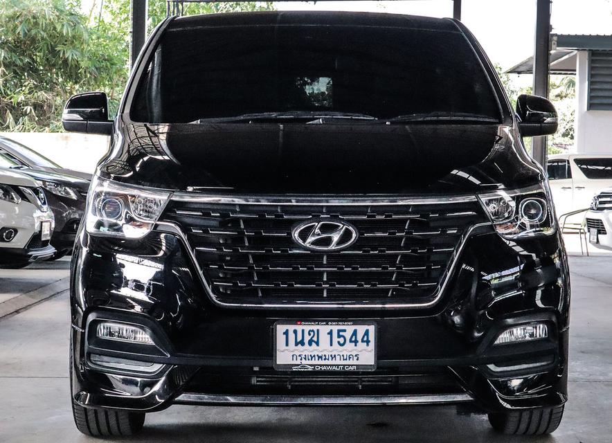 ขาย HYUNDAI H-1 2.5 ELITE ปี 2022 ไมล์ 40,000 กม.