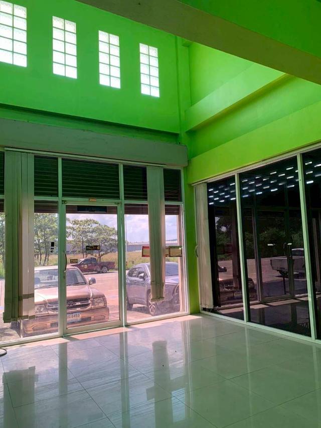 อาคารพาณิชย์ 3 ชั้น ครึ่ง ที่ดิน 56.2 ตารางวา ตึกแฝด (ใกล้นิคมปิ่นทอง1) อ.ศรีราชา จ.ชลบุรี 4