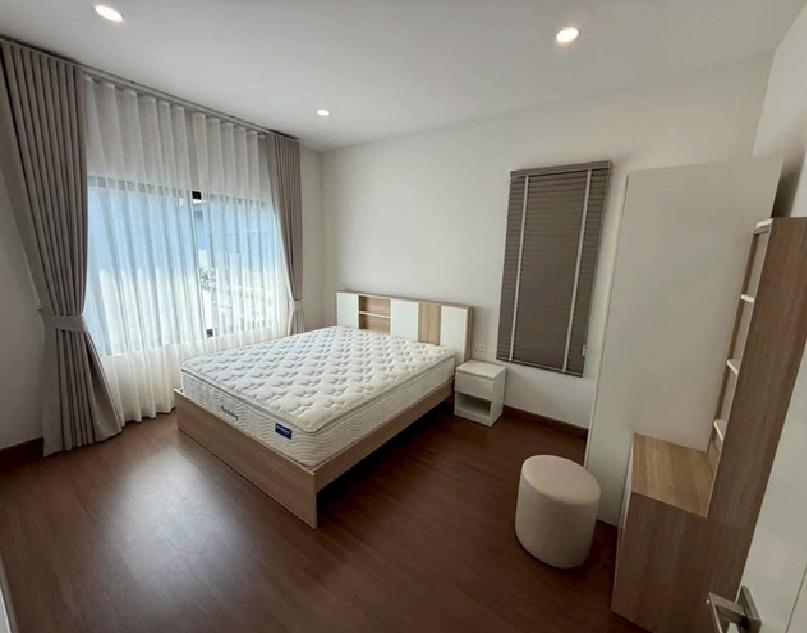 ให้เช่าบ้านเดี่ยว 2 ชั้น หลังมุม โครงการ บริทาเนีย บางนา-ศรีวารี / ซอยลาดกระบัง 54 / หลังใหญ่สุดของโครงการ / ติดสวนส่วนกลาง 7