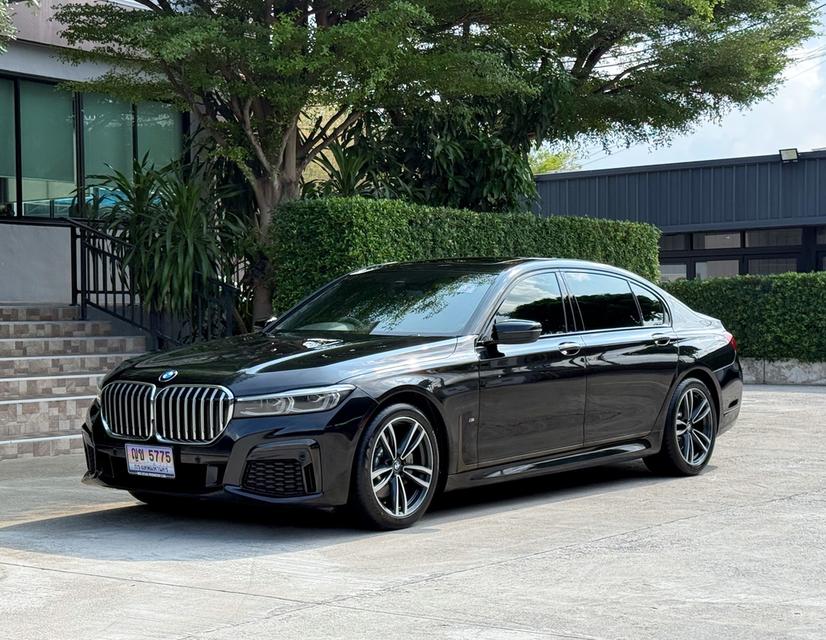 2021 BMW 730LD MSPORT LCI รถมือเดียวออกป้ายแดง รถวิ่งน้อย เข้าศูนย์ทุกระยะ รถไม่เคยมีอุบัติเหตุครับ รูปย่อยที่ 4