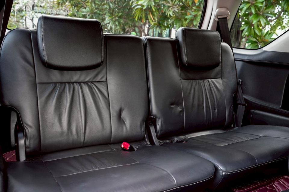 รหัสรถ CBL6651 TOYOTA FORTUNER 2.5 V AT 2015 12