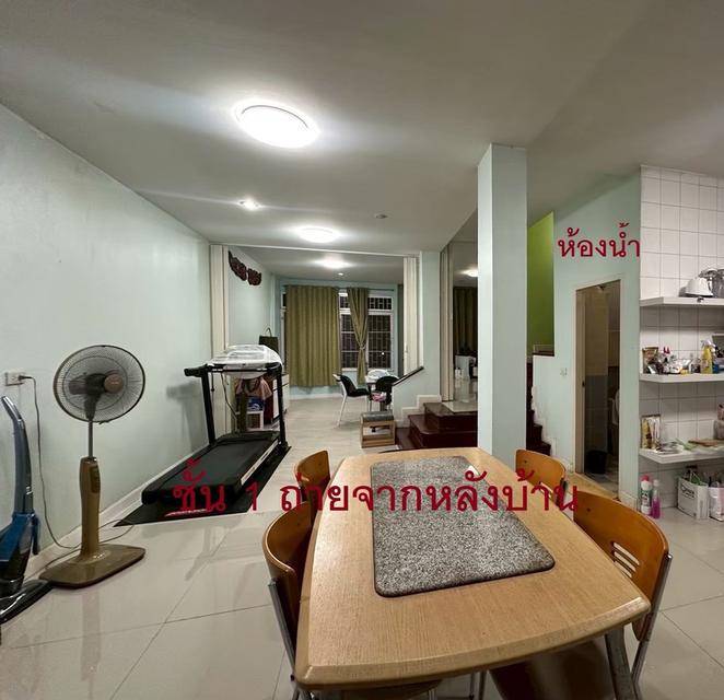 ทาวน์โฮม 3 ชั้น 32 ตรวจ. หมู่บ้าน ซี พี ปาร์คเลน ซอยนวลจันทร์ 12 4 ห้องนอน 3 ห้องนำ้ 2 ห้องโถงใหญ่ 20