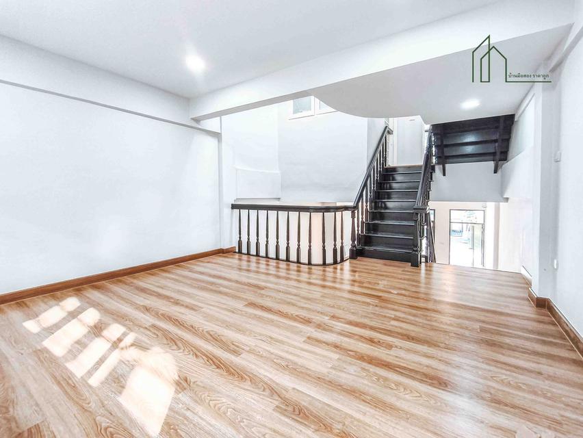 ทาวน์โฮม 2 ชั้นครึ่ง นันทนาการ์เด้น รังสิต – รีโนเวทใหม่ทั้งหลัง หน้าบ้านไม่ชนใคร 11