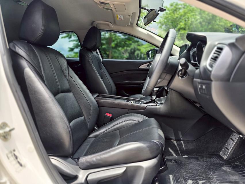 รหัสรถ CBLX610 🚗 MAZDA3 2.0S SPORT ปี 2018 สปอร์ตพรีเมียม ราคาพิเศษ! 💥 7