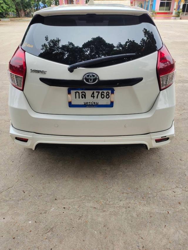 Toyota Yaris สีขาว ปี 2015 จังหวัด เชียงใหม่ 5