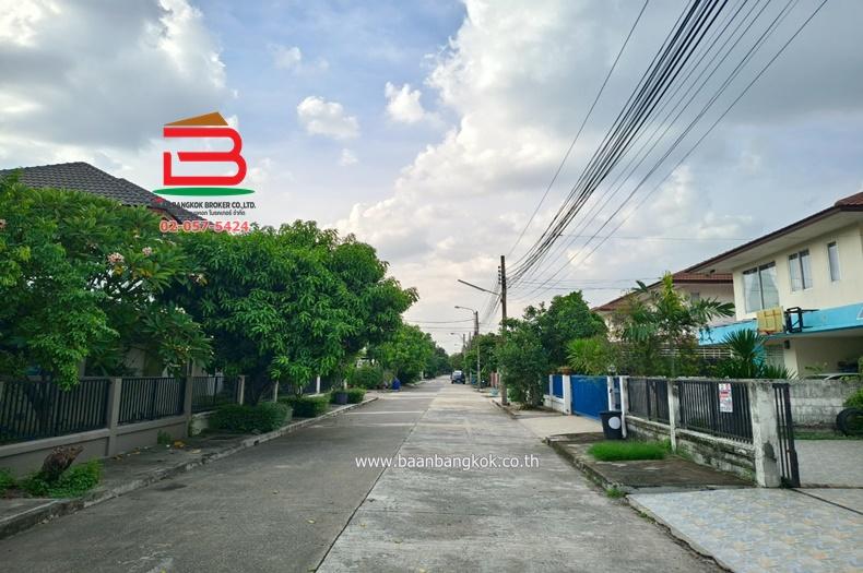 บ้านเดี่ยว หมู่บ้าน สัมมากร-นิมิตใหม่ เนื้อที่ 84 ตรว. ซอยนิมิตใหม่ 34 ถนนนิมิตใหม่ แขวงสามวาตะวันออก เขตมีนบุรี กรุงเทพมหานคร 2