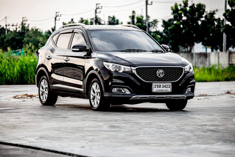 MG ZS 1.5 D ปี 2019 สีดำ มือเดียวป้ายแดง 3