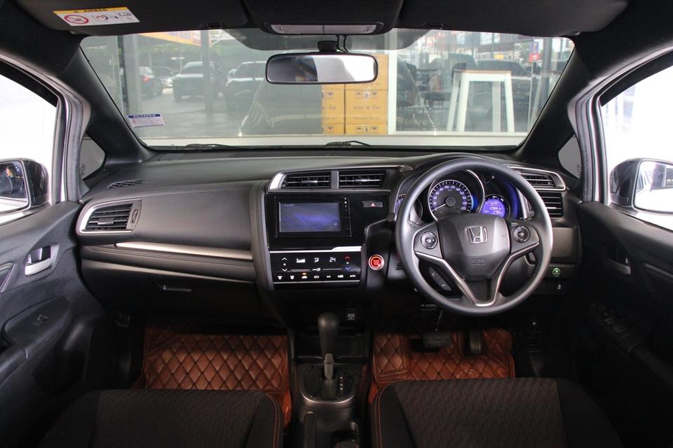 รหัสรถ TKG5425 HONDA JAZZ 1.5 RS ปี 2019 7