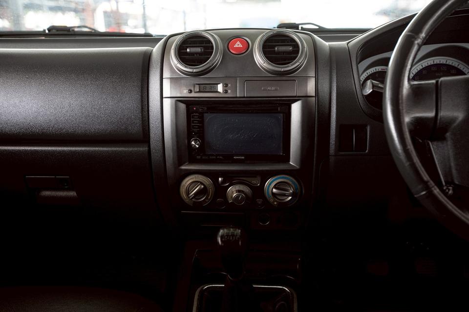 Isuzu D-Max Hi-Lander Cab4 2.5 Ddi iTEQ ABS EBD เกียร์ธรรมดา ปี 2010 สีเทา สวยสภาพดี 19