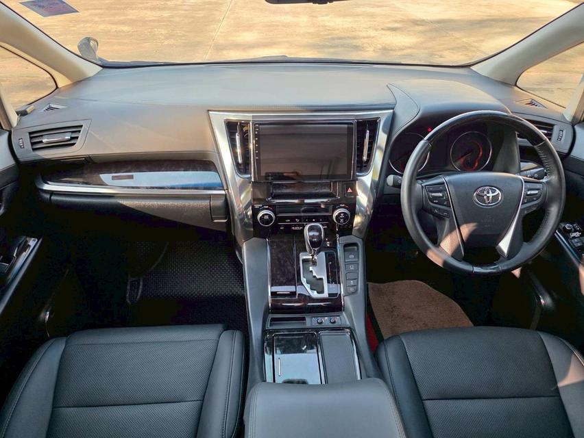 Toyota ALPHARD 2.5SC PACKAGE สีดำ ปี 2023 ไมล์ 50,000 กม. 8