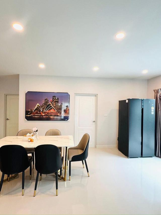 ให้เช่าบ้านเดี่ยว 2 ชั้น  เซนโทร วิภาวดี บ้านตกแต่งสวยพร้อมอยู่ (บ้านซอยต้นหลังมุมเป็นส่วนตัว) 4