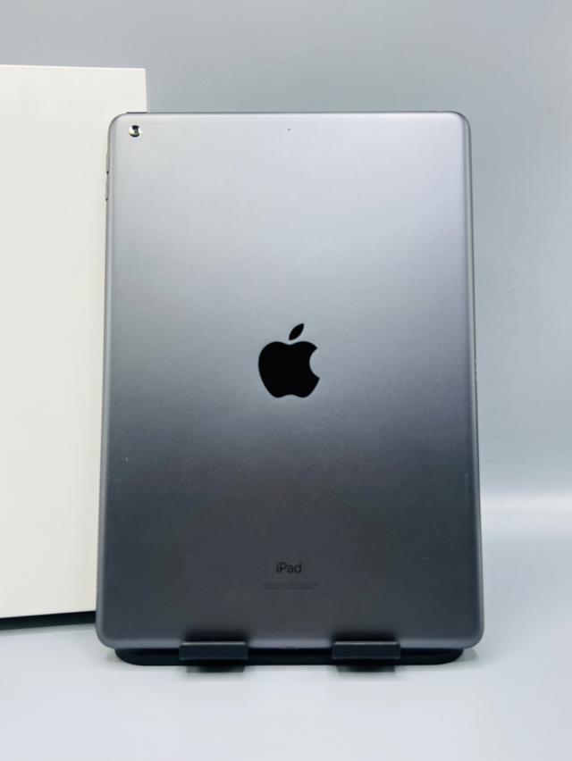 iPadGen9 64gb WiFi สวยครบกล่อง แบต88% นัดรับได้ครับ
