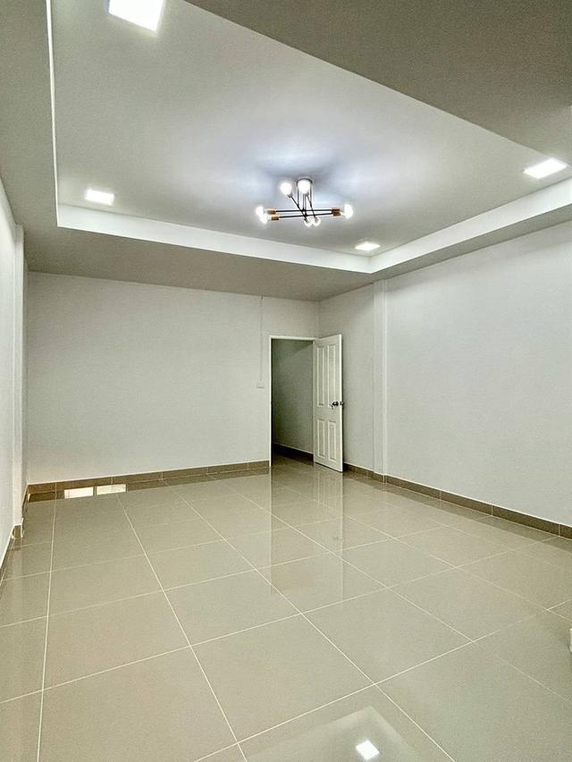 #หมู่บ้านบัวทองธานี #กู้บ้านได้เงินแสนติดมือ #สลิปเงินเดือนแลกบ้าน‼️ #ฟรีค่าโอนกรรมสิทธิ์ #ฟรีเงินดาวน์และค่าโอน #ฟรีค่าจดจำนอง #ไม่ต้องควักสักบาท  19