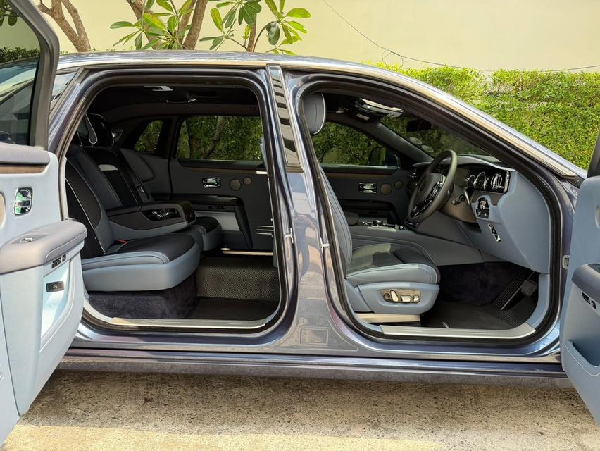 📢 Rolls-Royce Ghost  Extended ปี 2025 - Ultra Luxury Sedan รูปที่ 7