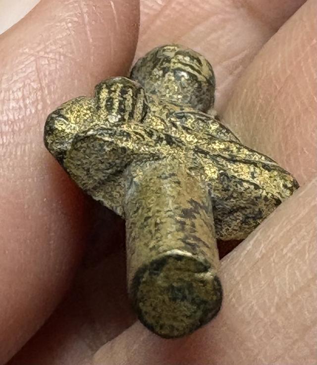 พระยอดธงเก่า ศิลป์สวย ไม่ทราบที่ รูปที่ 6