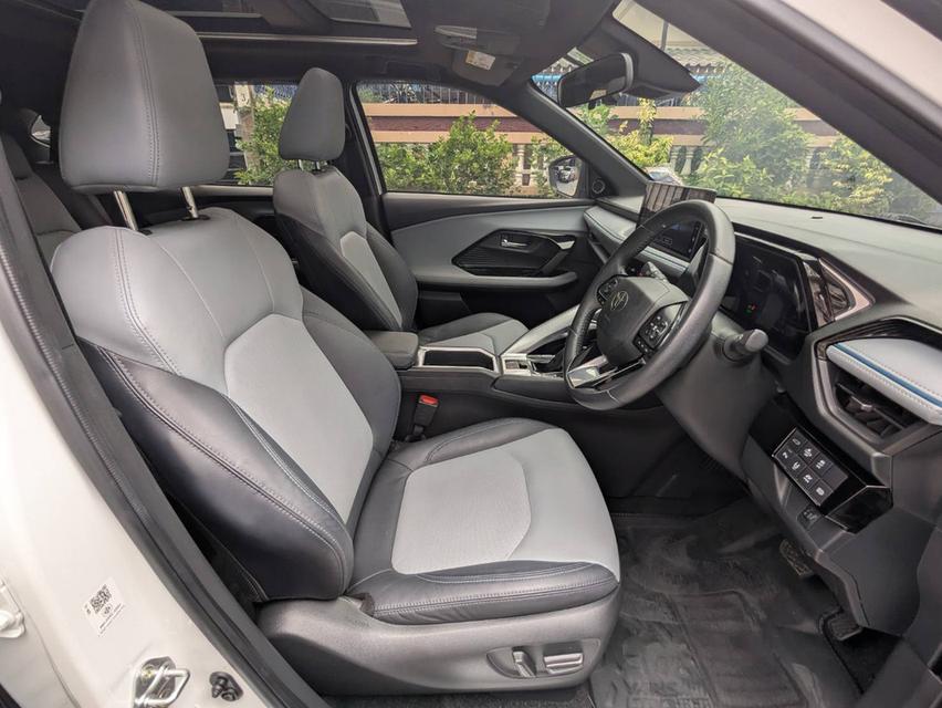 toyotoa yaris cross มือสอง รูปที่ 6