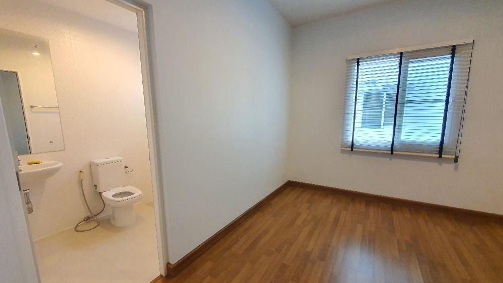 ขาย/เช่า ทาวน์โฮม 3 ชั้นหลังมุม สวยกว้างขวาง ทำเลดี ย่านรามอินทรา วัชรพล สุขาภิบาล 5 19