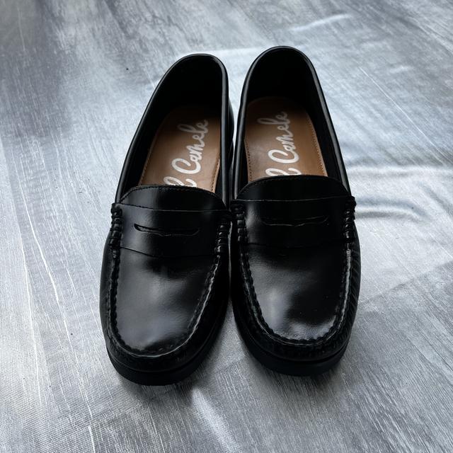 Loafers รองเท้ามือสอง