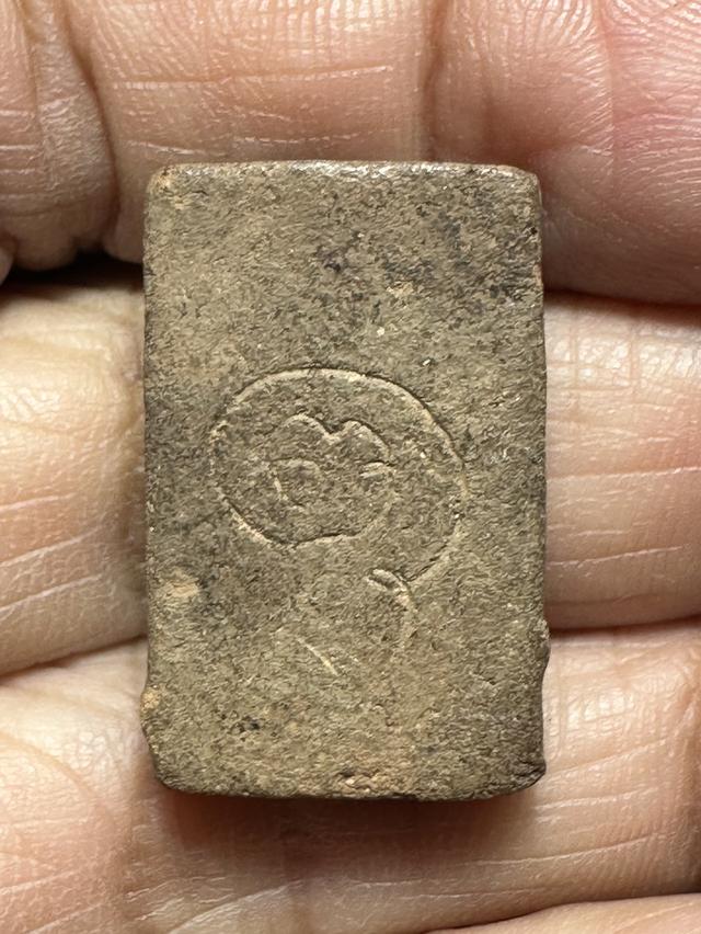 พระสมเด็จแหวกม่าน หลังจาร พิมพ์เล็ก เก่าไม่ทราบที่ 2