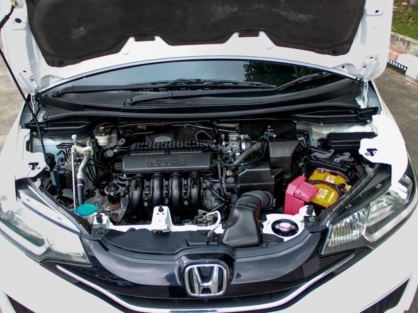 HONDA JAZZ 1.5 i-VTEC V+ ปี 2015 (VAT) เกียร์ AUTO สีขาว เครื่อง เบนซิน รถสวยพร้อมใช้งาน ไมล์แท้เพียง 164,906 km. 10