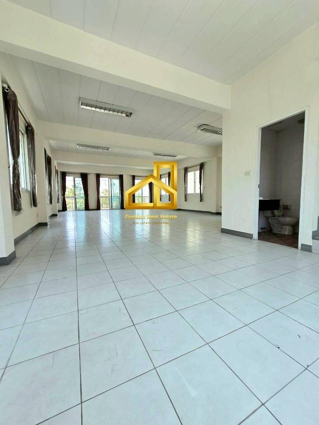 ขายอาคารสำนักงาน พร้อม โกดัง ติดถนนพุทธมณฑล สาย 3 12