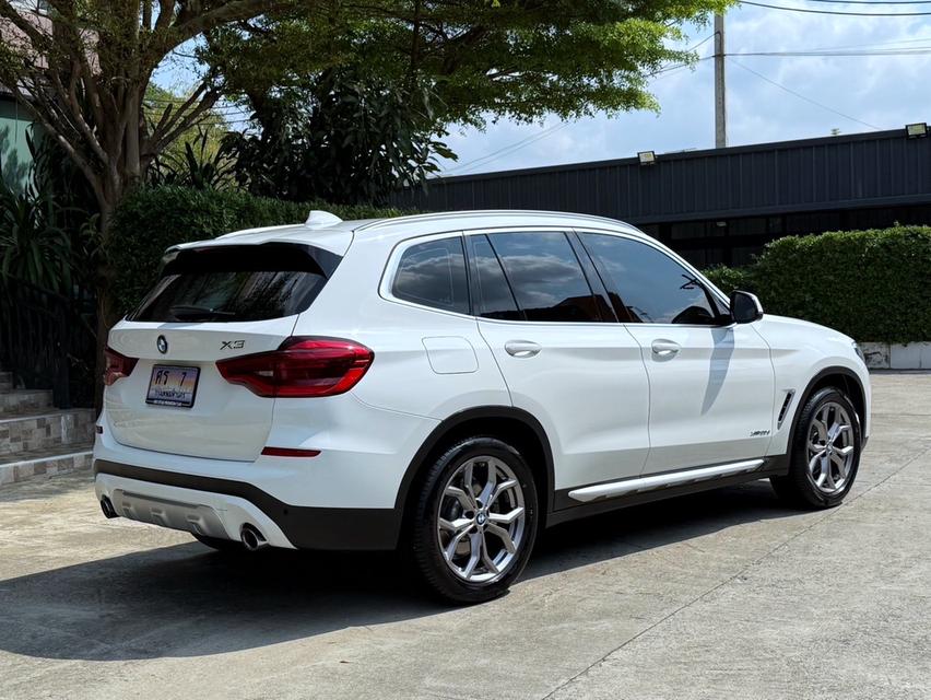 2018 BMW X3 G01 ประกอบนอก รถมือเดียวออกป้ายแดง รถวิ่งน้อย เข้าศูนย์ทุกระยะ ไม่เคยมีอุบัติเหตุครับ 3