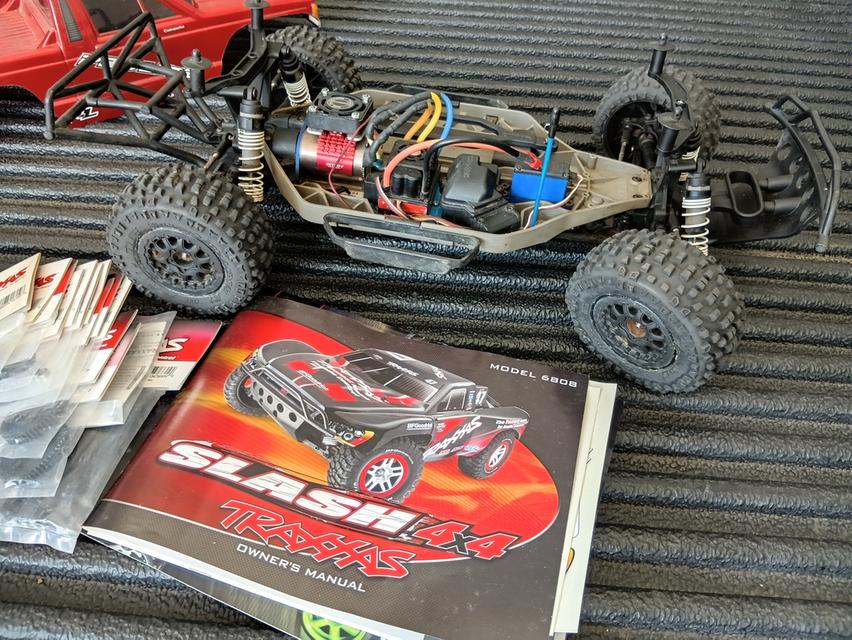 รถบังคับไฟฟ้า เท็คทรัคสลาค 4×4