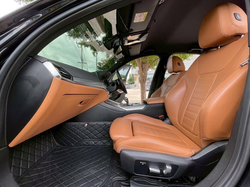รหัสรถ AP2114 🚩 BMW 320d M SPORT G20 สีดำ ปี 2021 9