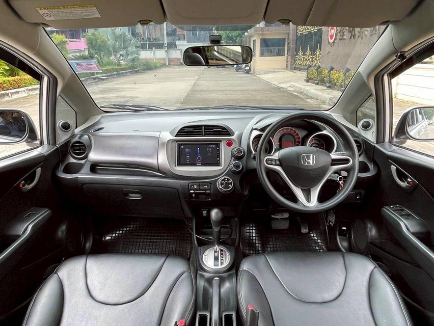 HONDA JAZZ 1.5 V (MNC) โฉมGE ปี 2014  7