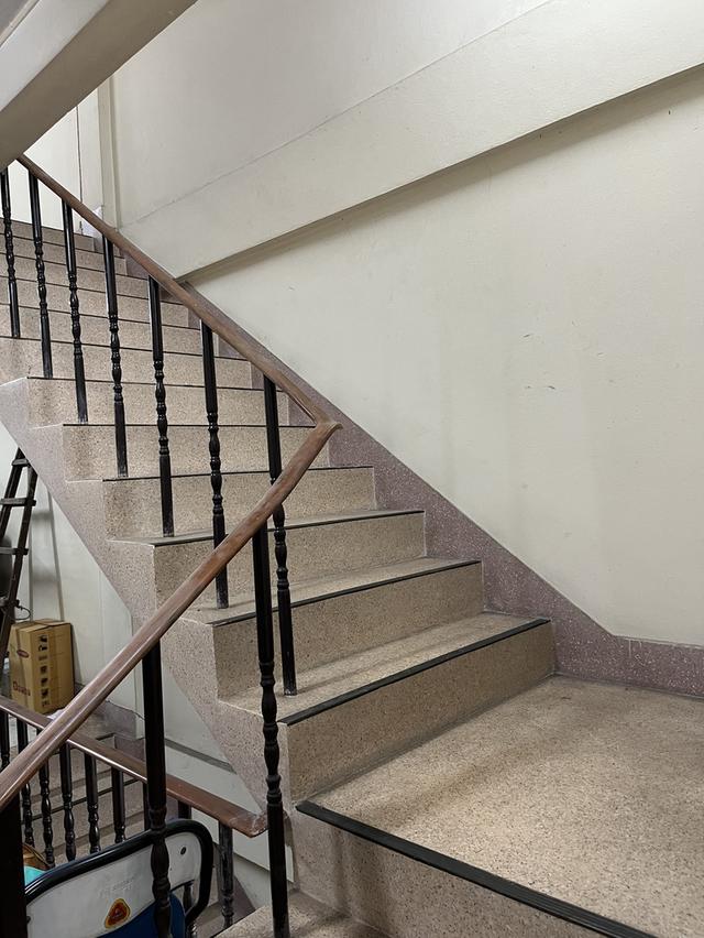 อาคารพาณิขย์ 5 ชั้น รวมดาดฟ้า 4