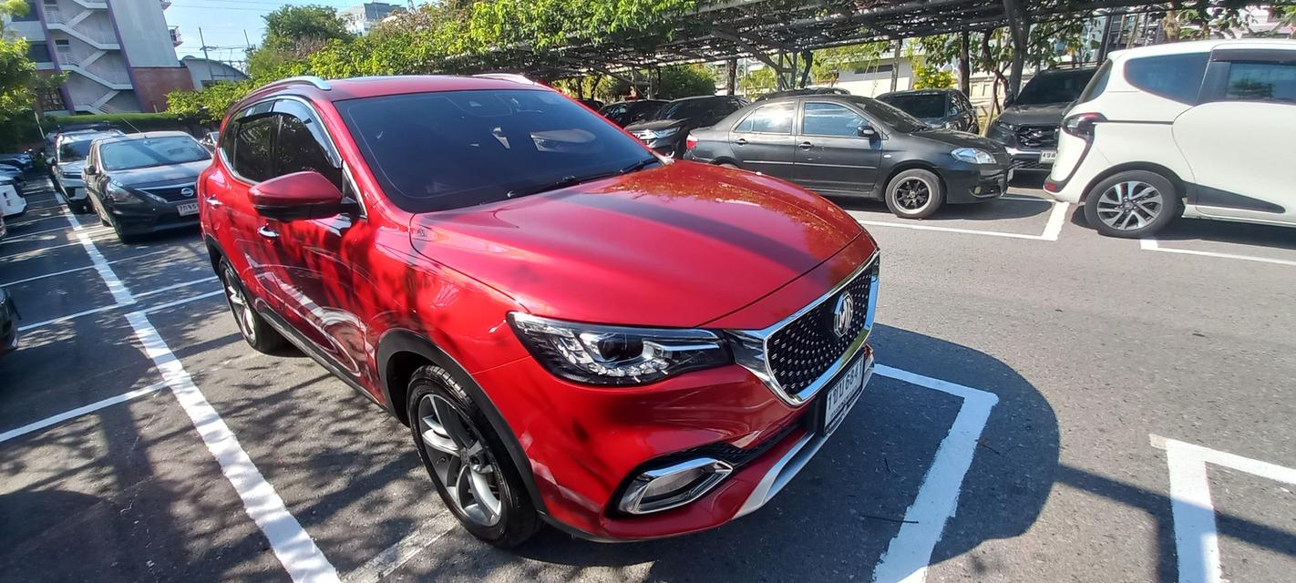 🔥 ขายด่วน! MG HS 1.5 X SUV ตัวท็อปสุด สีแดง 🔥 ✨ หลังคา Sunroof | รถบ้านมือเดียว | สภาพสวยมาก ✨ 📌 จดทะเบียน: ม.ค. 2021 📌 เครื่องยนต์: เบนซิน 1.5 Tu