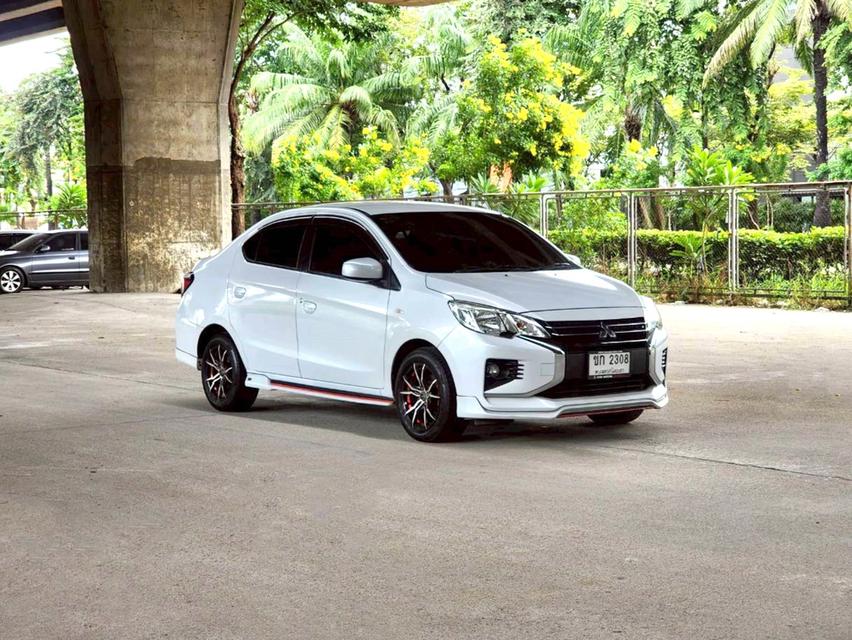 ขายรถ Mitsubishi Attrage 1.2GLX ปี 2021 สีขาว เกียร์ออโต้