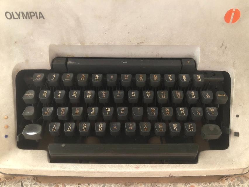 เครื่องพิมพ์ดีด Olympia SG-3 แป้นพิมพ์ไทย หายาก น่าสะสม เหมาะใช้งานหรือเป็นของตกแต่งวินเทจ (นัดรับบางบอน 1) 2
