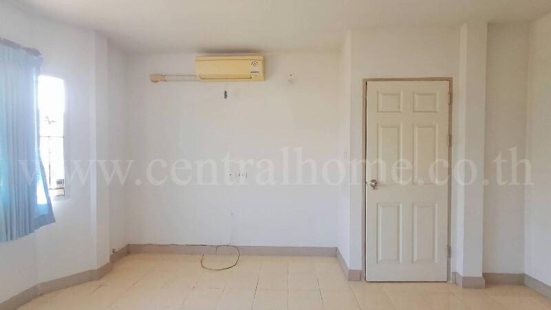 ทาวน์เฮ้าส์ ศุภาลัย วิลล์ วงแหวน ปิ่นเกล้า - พระราม 5 ราคาถูกที่สุดในโครงการ 9