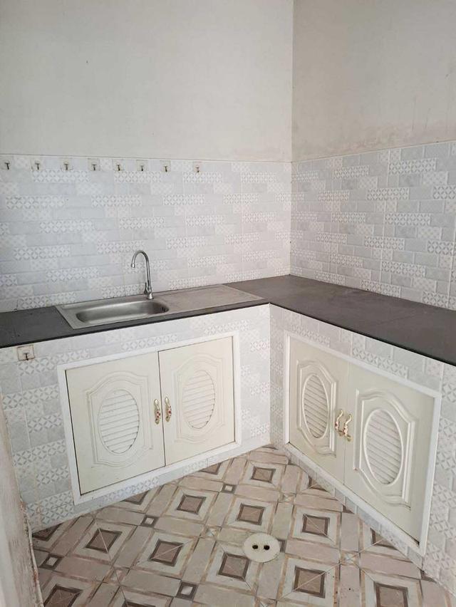 ให้เช่าทาวเฮ้าส์ 2 ชั้น หมู่บ้านพฤกษา46/1 คลองสาม คลองหลวง ปทุมธานี ใกล้บิ๊กซีคลองสาม,ฟิวเจอร์,วัดพระธรรมกาย หลังมุม 8