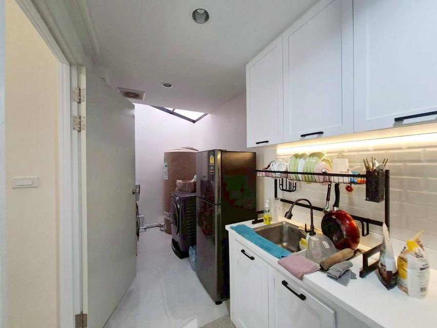 ขายบ้าน 2 ชั้น พร้อมอยู่ หมู่บ้านโกลเด้นทาวน์พหลโยธิน-สะพานใหม่ 9