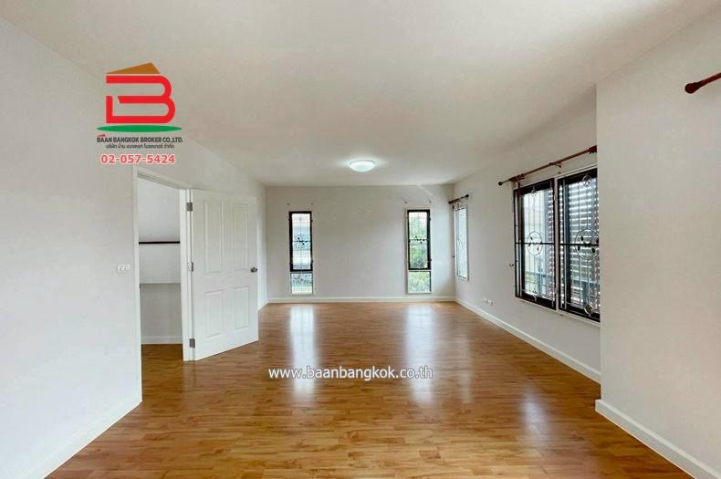 บ้านแฝด หมู่บ้านพฤกษาวิลเลจ 21 (ดีไลท์) เนื้อที่ 44.4 ตรว. ตำบลลาดสวาย อำเภอลำลูกกา จังหวัดปทุมธานี 9