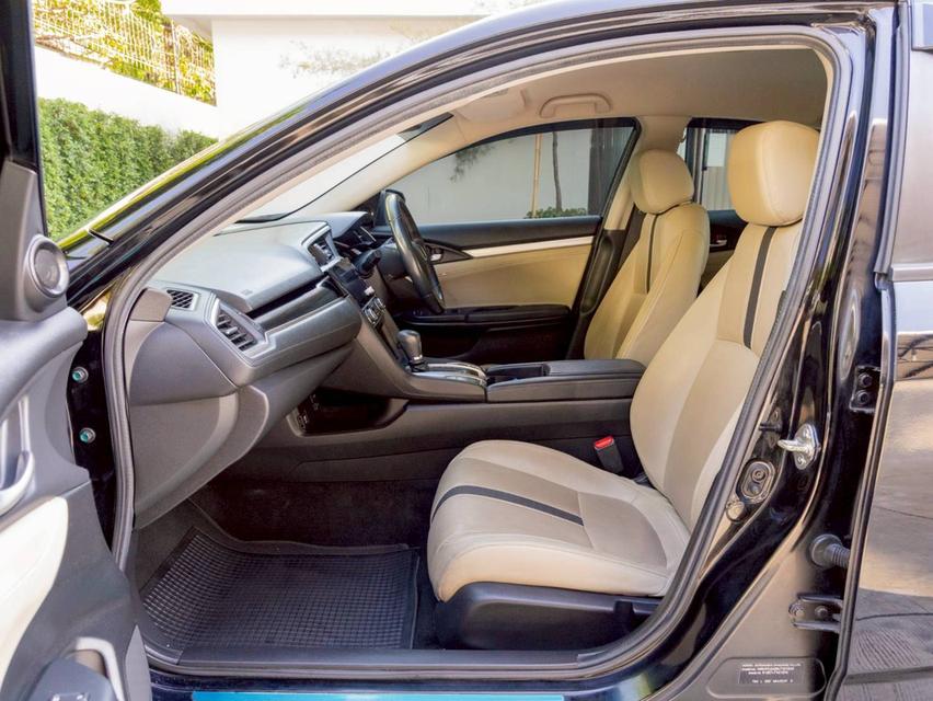 HONDA CIVIC 1.8EL ปี 2020 13